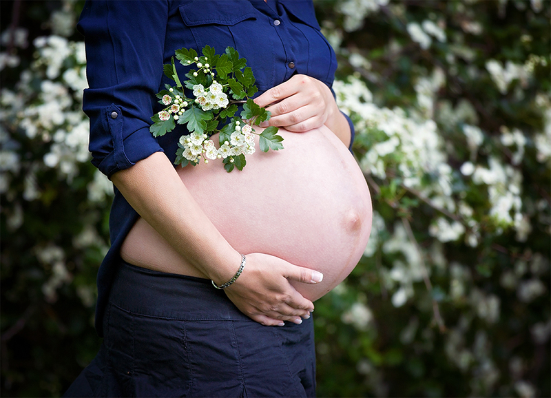 Fotograf-Babybauch-Fotoshooting-Bildwerk-Bayern-Bellyshooting Fotograf-Babybauch-Fotoshooting-Bildwerk-Bayern-Bellyshooting